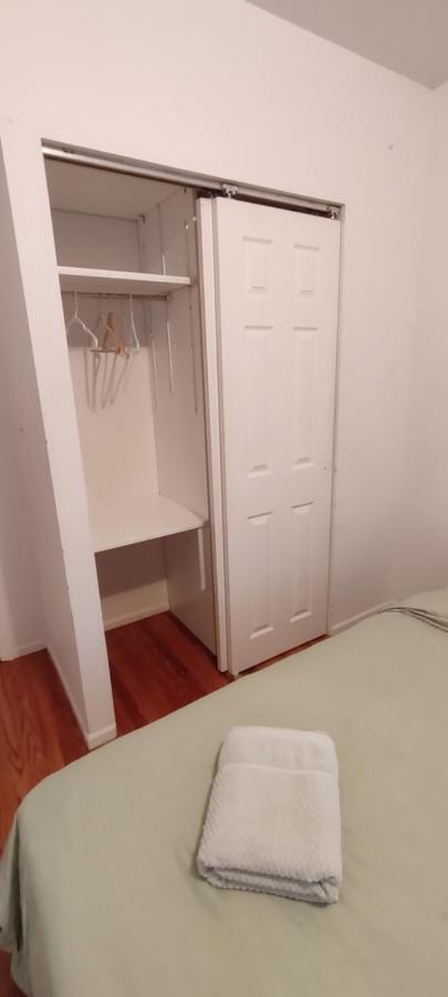 Spacious Room For 4 People In Williamsburg ! New York Exteriör bild