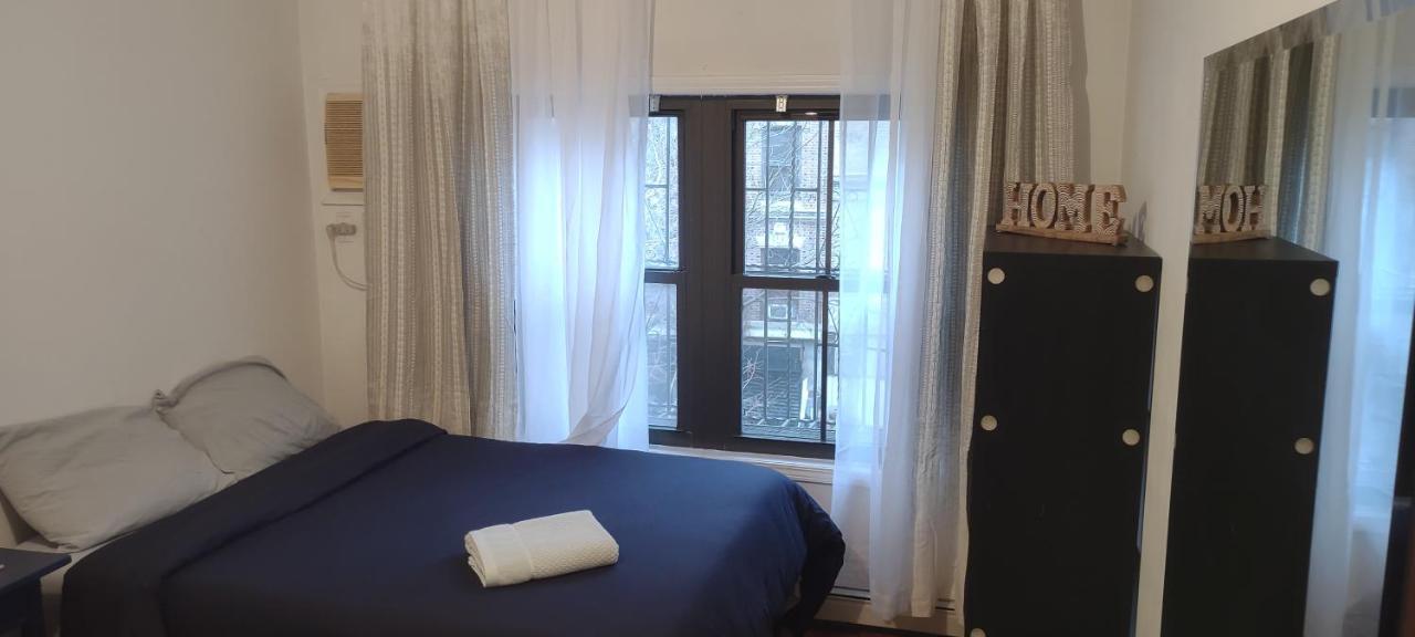 Spacious Room For 4 People In Williamsburg ! New York Exteriör bild